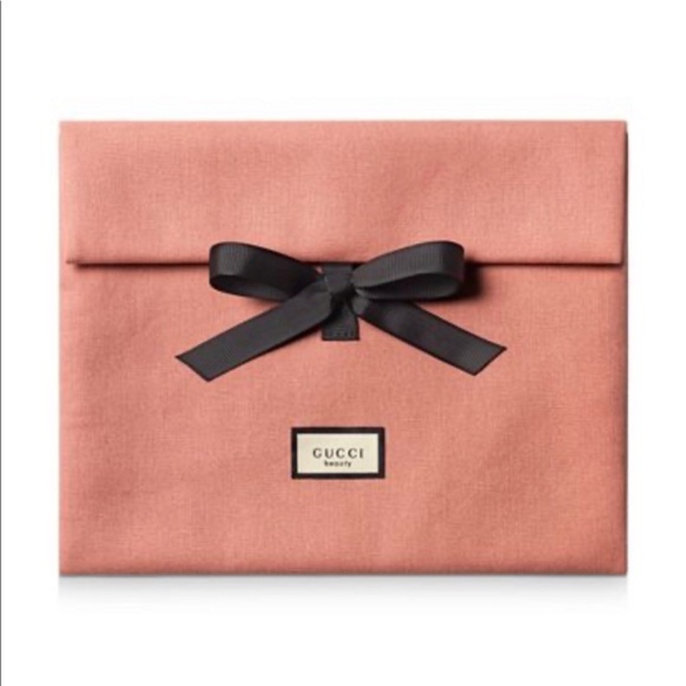 Gucci beauty dusty rose bag